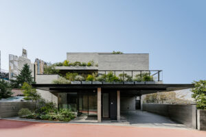 01_外観東面_8045サイズ変更