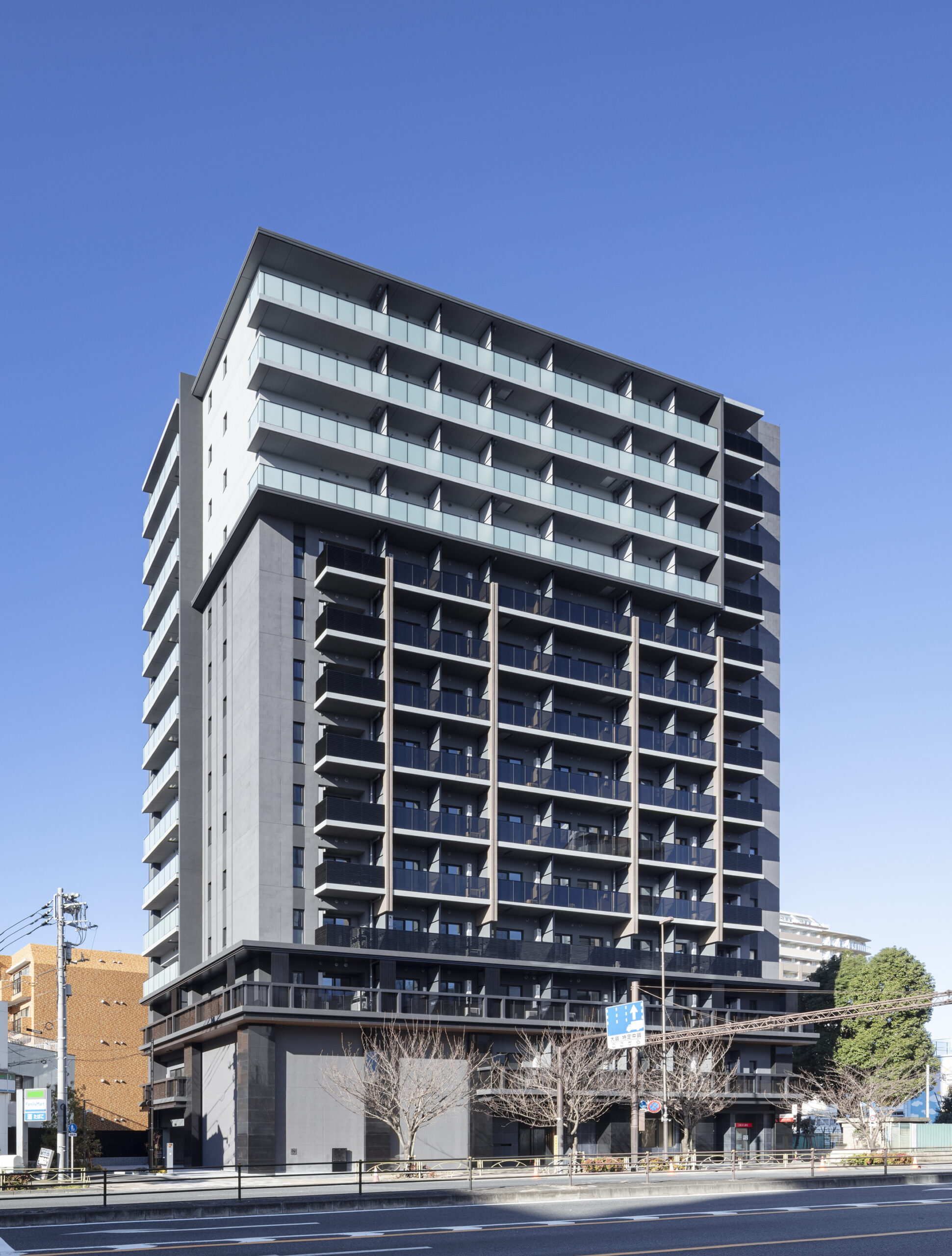 19ザ・パークハビオ 滝野川（南東面）