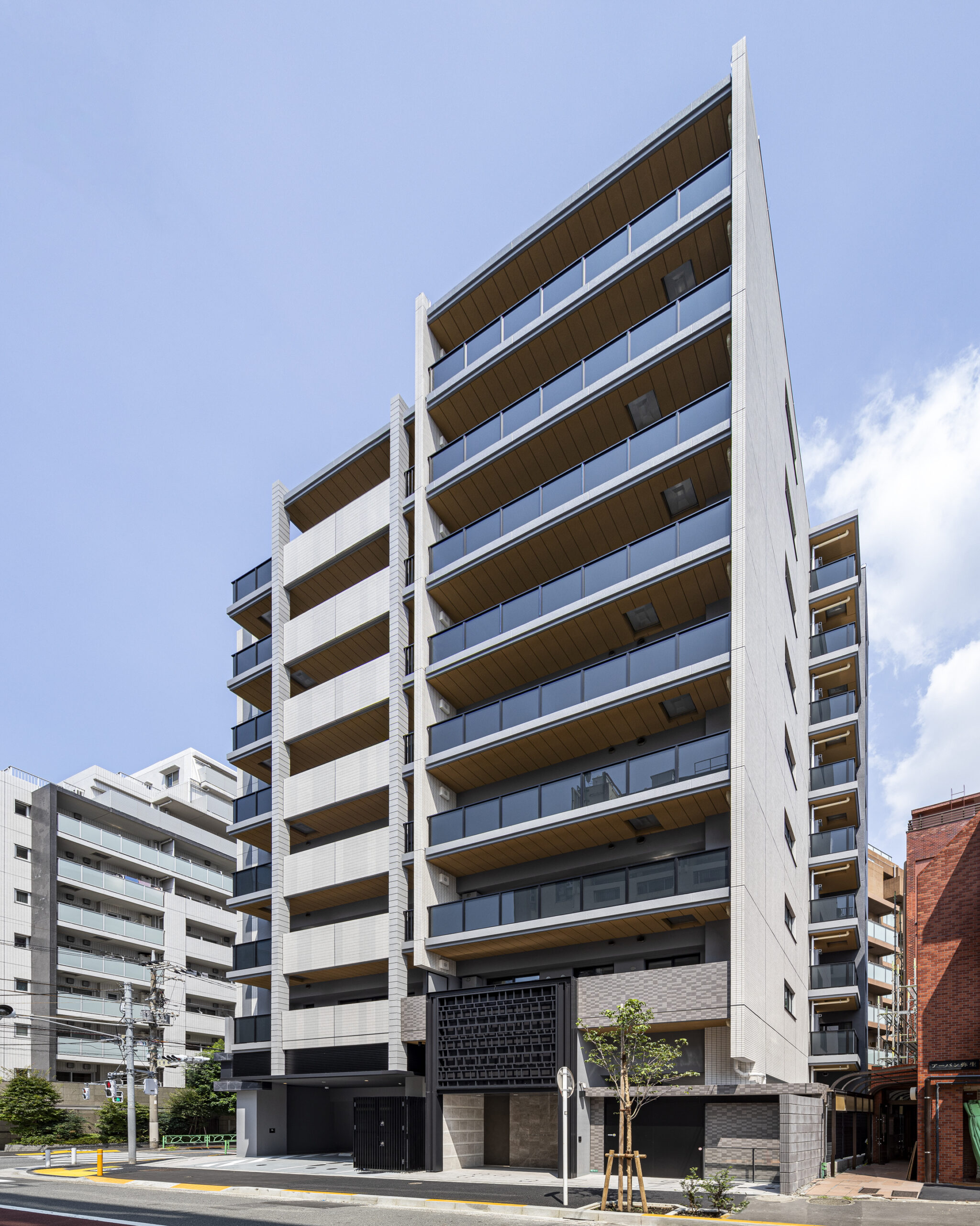 クレヴィア中野新橋外観南西面(電線修正)